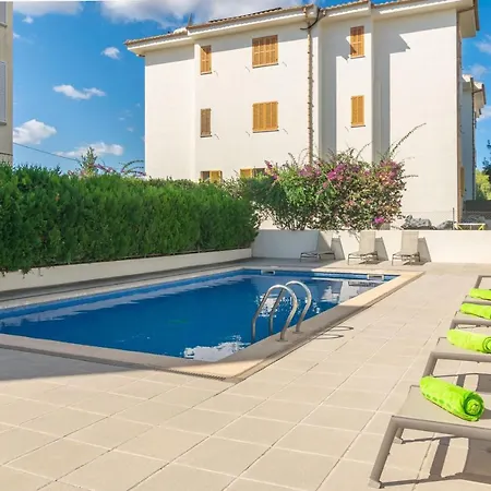 Mirella Apartment *