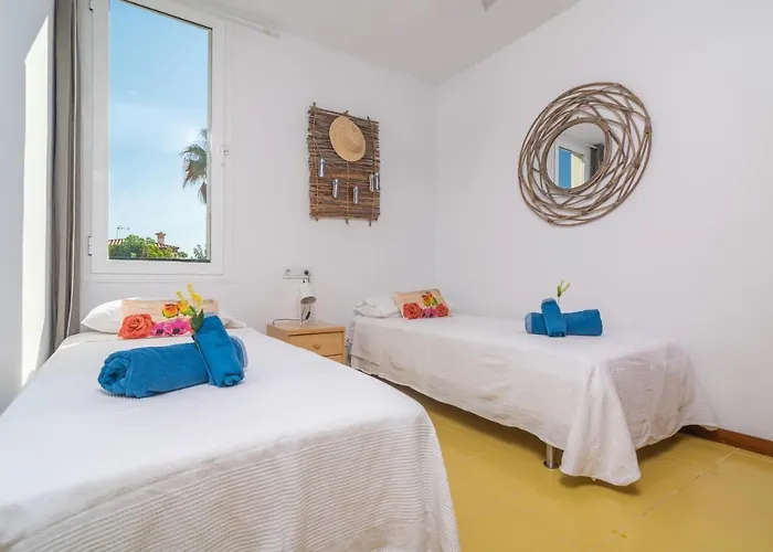 Mirella 波连萨港