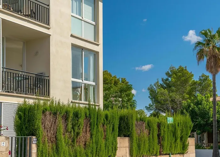 Mirella 波连萨港