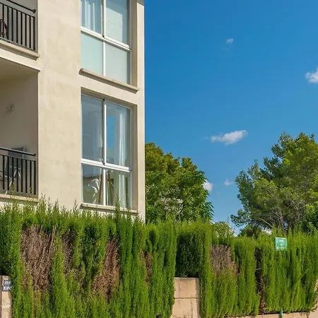 Mirella 波连萨港